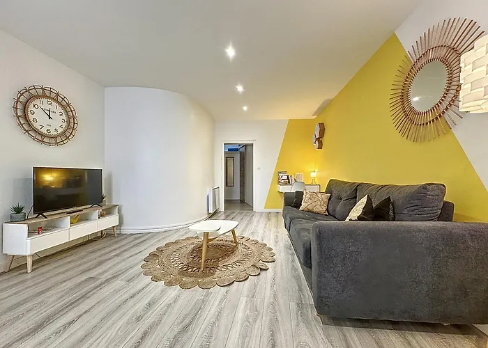 Confort, Wifi Et Garage 아파트