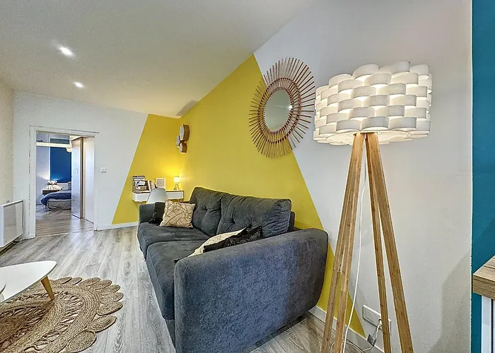 Confort, Wifi Et Garage 아파트